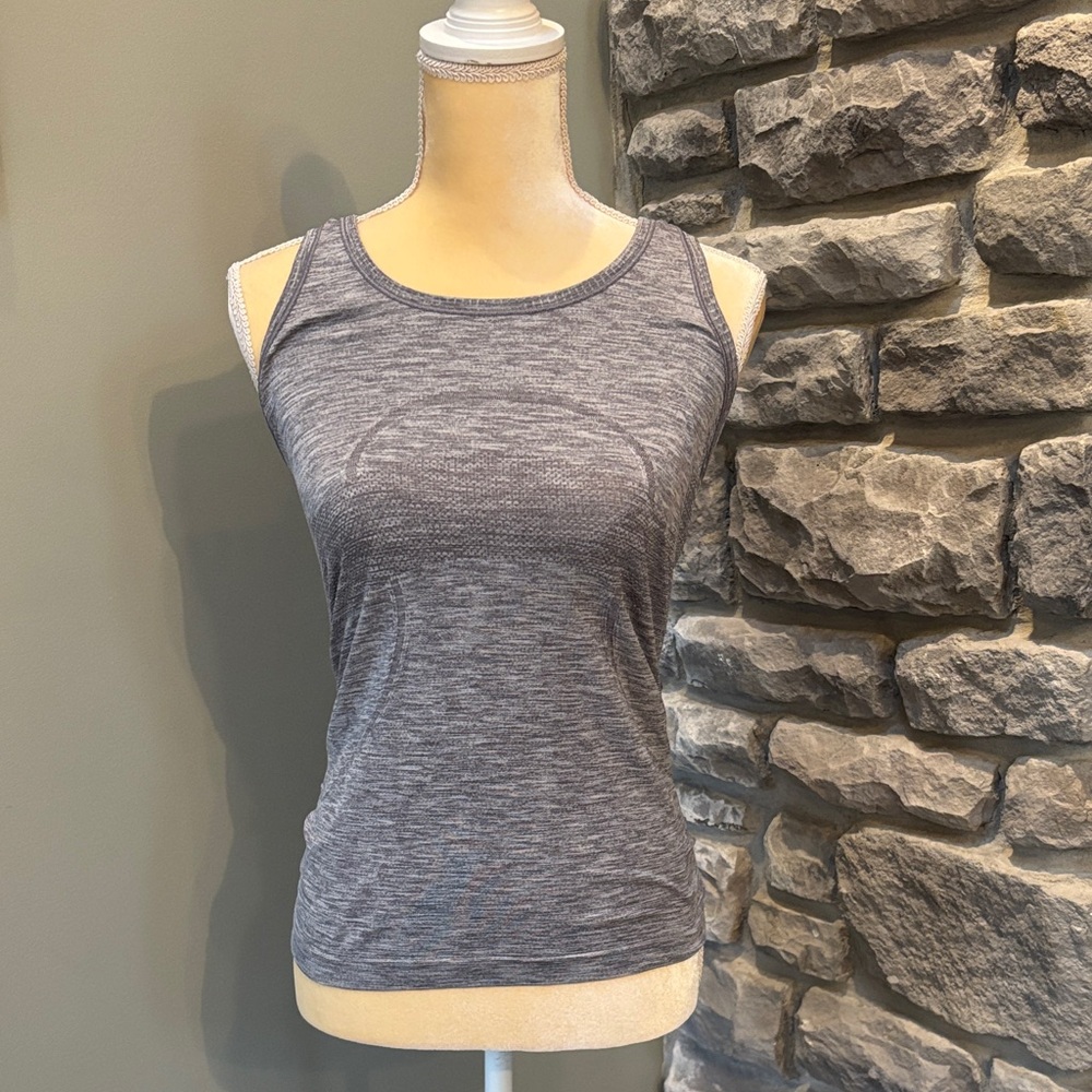 Lululemon Women’s Racerback Tank Top, Size 2